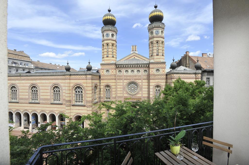 Synagogue Dream Home In The Center Budapest Exterior photo