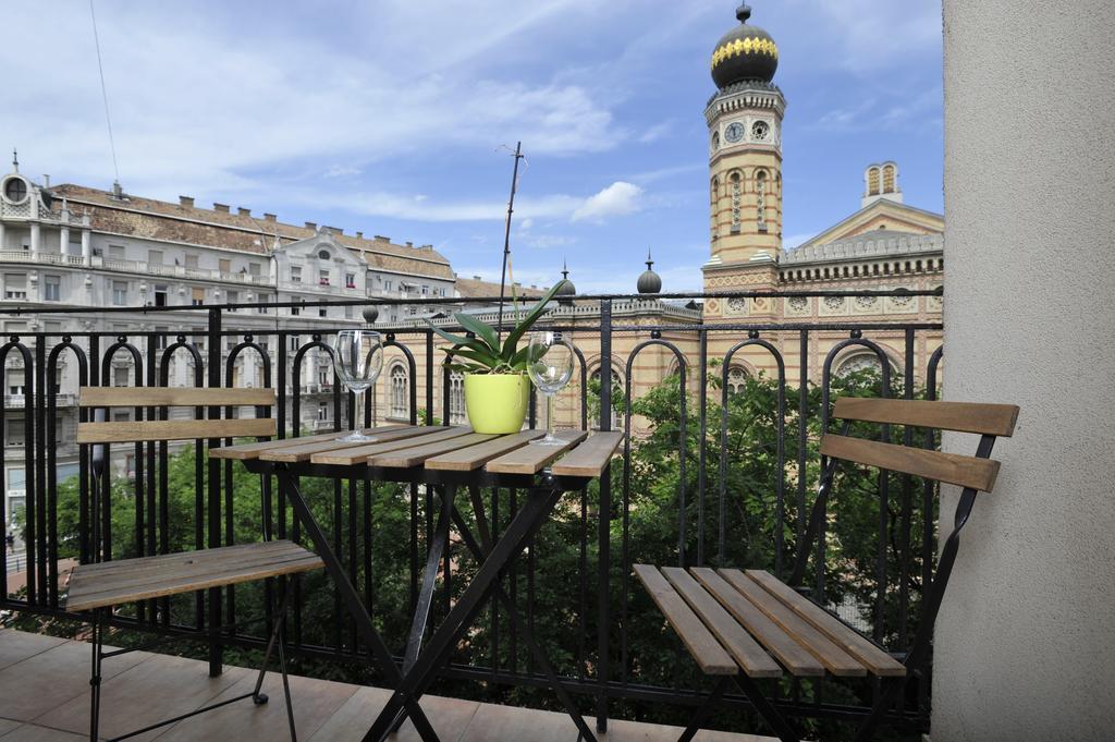 Synagogue Dream Home In The Center Budapest Exterior photo